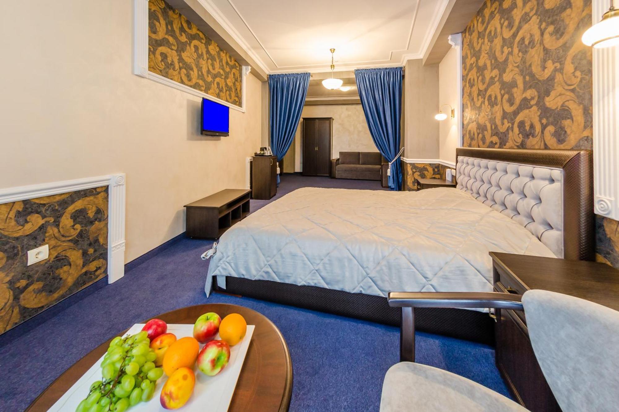Franz Hotel&Restaurant Ivano-Frankivsk Ngoại thất bức ảnh